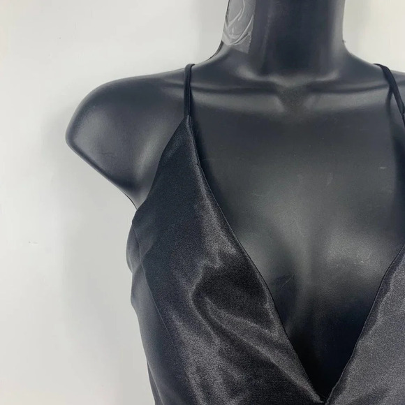 Jump Apparel Nordstrom Black Satin V-Neck Cross Back Mini Dress Size 3/4 NWT - Picture 5 of 14